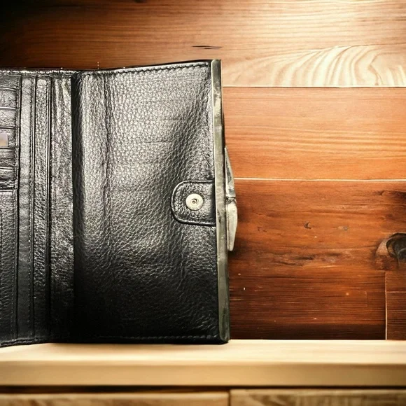 Brighton Quilted Fifth Avenue Shine Long Wallet - Picture 3 of 7